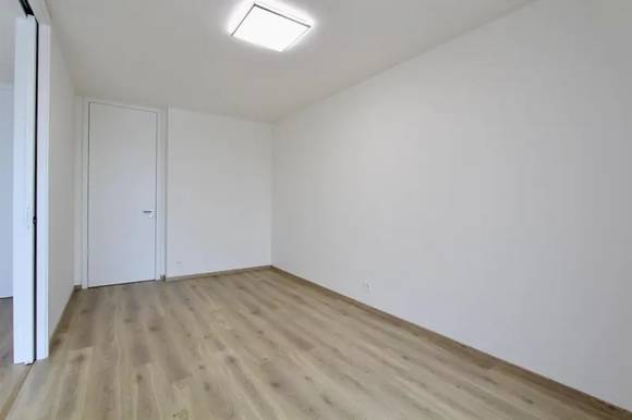 Pronájem bytu 2+kk,  Brno - Ponava,  ul. U Červeného mlýna, sklepní kóje, lodžie, 2 garážové stání