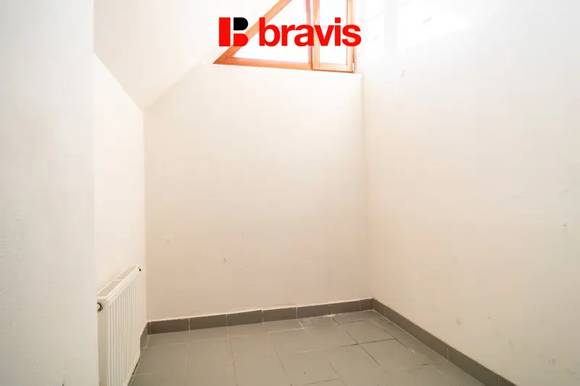 Pronájem hezkého bytu, 39 m2 ul. Červený kopec, Brno - Štýřice, šatna, internet