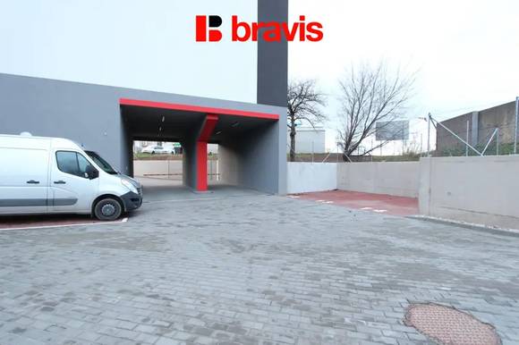 Pronájem vyhrazeného parkovacího stání č.44 ve vnitrobloku, ulice Božetěchova, Brno- Královo Pole