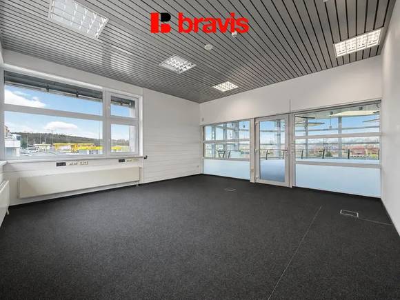 Pronájem kanceláře o velikosti 23,4 m², ul. Vintrovna, obec Popůvky, vč. zázemí