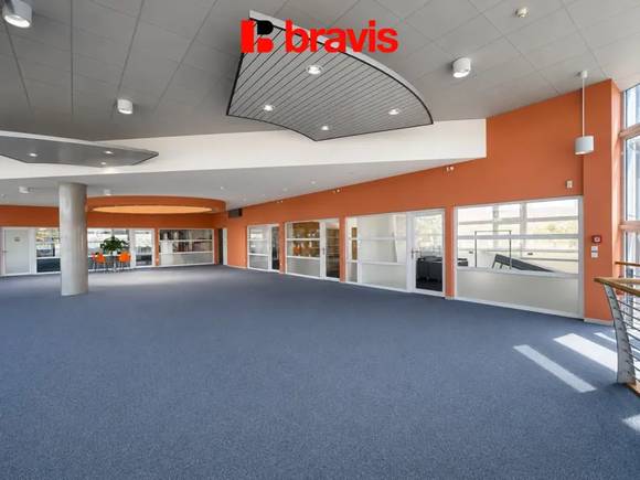 Pronájem kanceláře o velikosti 33,8 m², ul. Vintrovna, obec Popůvky, vč. zázemí
