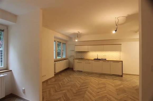 Pronájem bytu 2+kk, Brno - střed, byt po rekonstrukci, částečně zařízené, ul. Pekařská