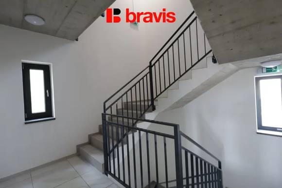 Pronájem útulného bytu 1+kk s lodžií – 42,8 m², Brno - Slatina, ul. Tuřanka