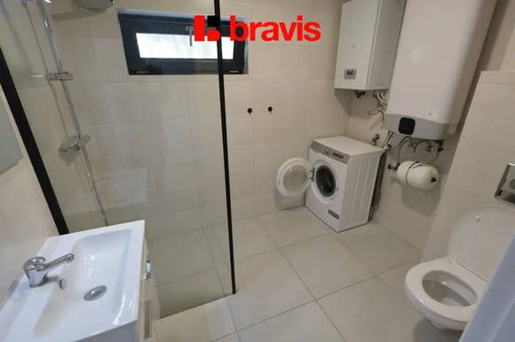 Pronájem útulného bytu 1+kk s lodžií – 42,8 m², Brno - Slatina, ul. Tuřanka