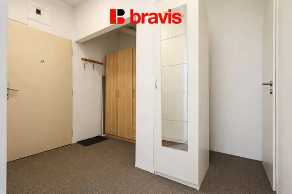 Pronájem bytu 1+1 37 m², Brno - Židenice, ulice Došlíkova, balkon, sklep
