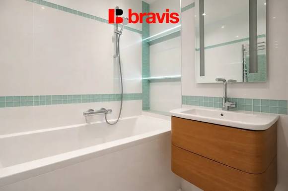 Pronájem bytu 3+1, ul. Foltýnova, Brno - Bystrc, lodžie, sklep
