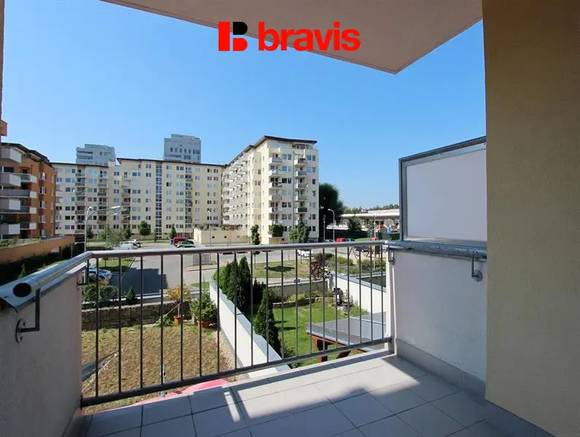 Pronájem bytu 1+kk, Brno - Lesná, Dusíkova ulice, garážové stání, sklep, balkón