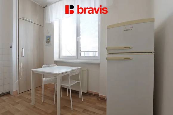 Pronájem bytu 2+1 se zahradou, Rosice u Brna, ul. Mrštíkova, klidná lokalita, částečně zařízený, sklep