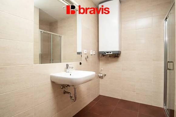 Pronájem bytu 2+kk, Brno - Zábrdovice, ul. Francouzská, výtah, po kompletní rekonstrukci