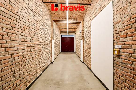 Pronájem bytu 2+kk, Brno - Zábrdovice, ul. Francouzská, výtah, po kompletní rekonstrukci