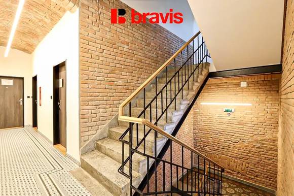 Pronájem bytu 2+kk, Brno - Zábrdovice, ul. Francouzská, výtah, po kompletní rekonstrukci