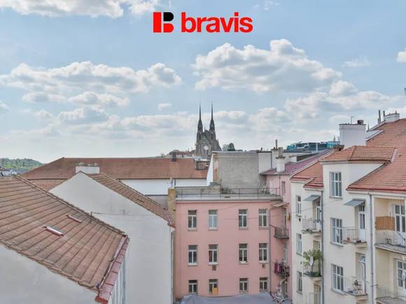 Pronájem bytu 1+kk, Brno - Trnitá, ulice Křenová, klimatizace, dobrá dostupnost do centra
