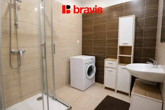 Pronájem bytu 2+kk 60 m², Brno - Zábrdovice, parkovací stání, nezařízený