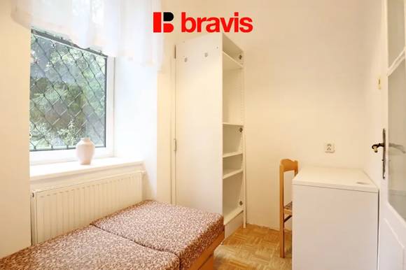 Pronájem prostorného bytu 4+1, 108 m² - Brno Veveří, možné i pro studenty, centrum města, skvělá lokalita