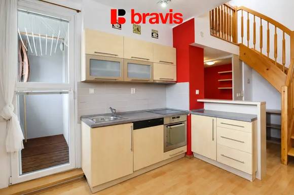 Pronájem bytu 3+kk 63 m², Brno - Černovice, ulice Zvěřinova, klimatizace, zařízený