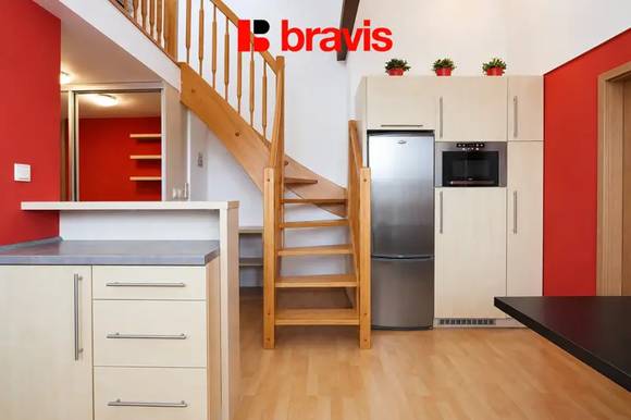 Pronájem bytu 3+kk 63 m², Brno - Černovice, ulice Zvěřinova, klimatizace, zařízený