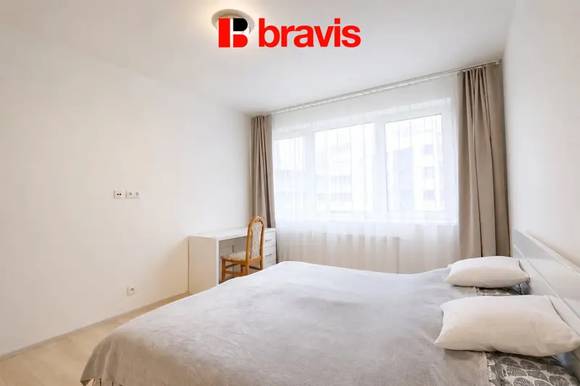 Podnájem prostorného bytu 2+kk, ul. Vídeňská, Brno- Štýřice, balkon, zařízený