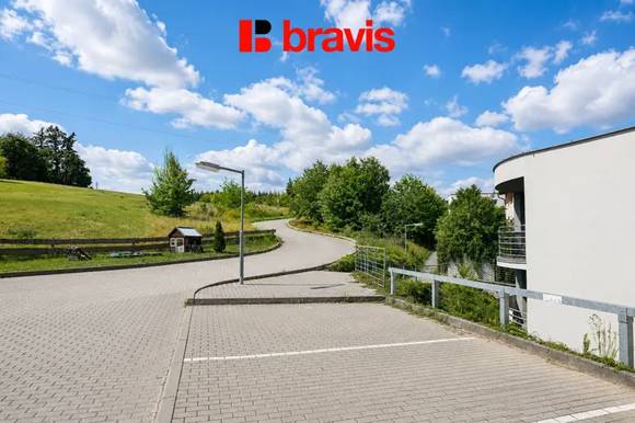 Pronájem bytu 3+kk, Brno - Útěchov, ul. Dlouhé vrchy, terasa, balkón, vyhrazené parkovací stání