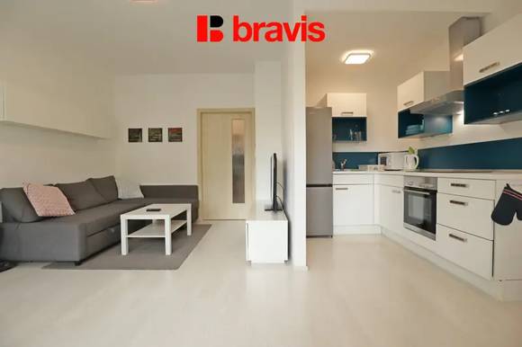 Pronájem bytu 1+kk, Brno - Starý Lískovec, ulice U Leskavy, zařízený, balkon