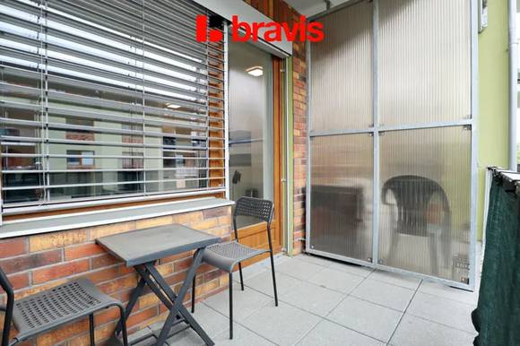 Pronájem bytu 1+kk, Brno - Starý Lískovec, ulice U Leskavy, zařízený, balkon