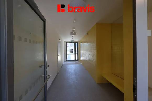 Pronájem novostavby bytu 2+kk s terasou, garážovým stáním a sklepem – Brno, Lom Růženin
