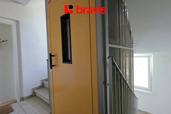 Pronájem bytu 1+1, Brno - Bystrc, lodžie, šatna, částečně zařízený, ul. Kuršova