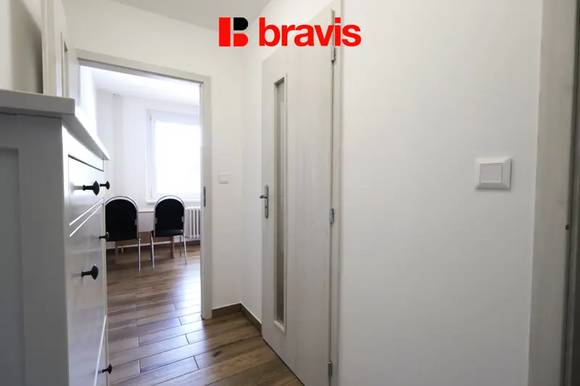 Pronájem bytu 1+1, Brno - Bystrc, lodžie, šatna, částečně zařízený, ul. Kuršova
