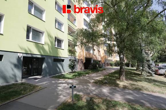 Pronájem bytu 1+1, Brno - Bystrc, lodžie, šatna, částečně zařízený, ul. Kuršova