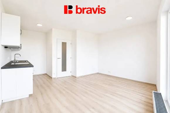 Pronájem bytu 1+kk 38 m² Jižní, Brno - Horní Heršpice, novostavba, balkon, garážové stání