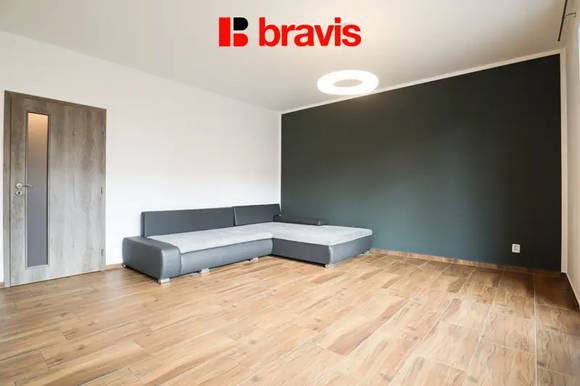 Pronájem bytu 2+kk, Česká u Brna, balkon, parkovací stání