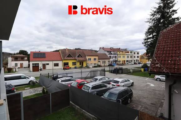Pronájem bytu 2+kk, Česká u Brna, balkon, parkovací stání