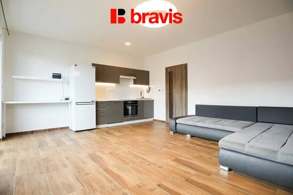 Pronájem bytu 2+kk, Česká u Brna, balkon, parkovací stání