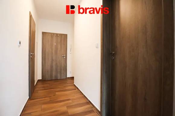 Pronájem bytu 2+kk, Česká u Brna, balkon, parkovací stání