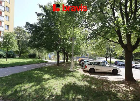 Pronájem bytu 1+kk, Brno - Bohunice, okrouhlá ulice, balkon, sklep