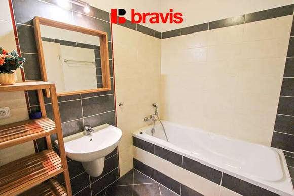 Pronájem bytu 2+kk, Brno - Ivanovice, ul. Jezerůvky, terasa