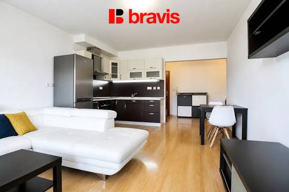 Pronájem bytu 3+kk, Brno - Řečkovice, Nachová ulice, částečně zařízený, balkon, sklep, žádaná lokalita