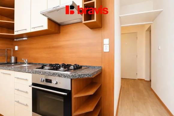 Pronájem bytu 2+1, ul. Chodská, Brno - Královo Pole, balkon, po částečné rekonstrukci