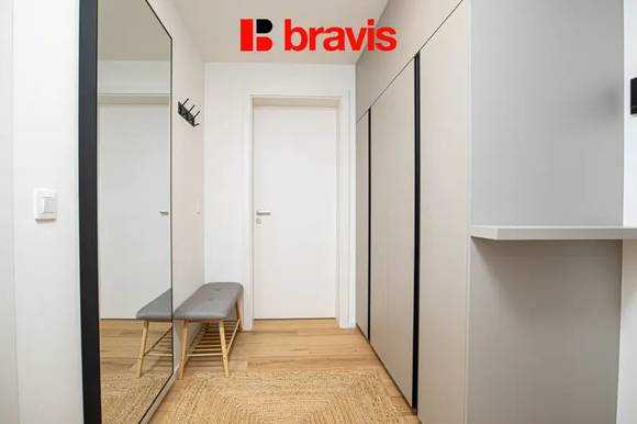 Pronájem bytu 2+kk, Pekárenský Dvůr, ul. Bratislavská, novostavba, garážové stání, balkon