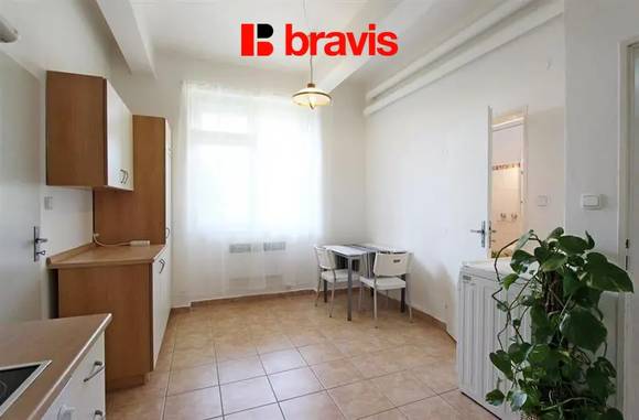 Pronájem bytu 1+1, ulice Lipová, Brno - Pisárky, zařízený