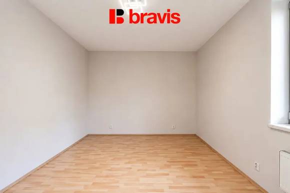 Pronájem bytu 3+kk, Brno - Starý Lískovec, ulice U Leskavy, šatna, částečně zařízený, balkon