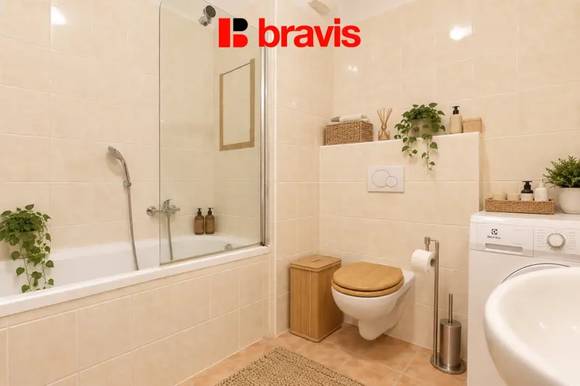 Pronájem prostorného bytu 1+kk se spací nikou, Brno - Staré Brno, ulice Vodní, balkon, kompletně zařízený