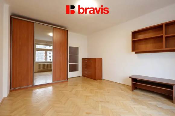 Pronájem bytu 1+1, Brno - střed, ul. Kounicova, balkon, částečně zařízený