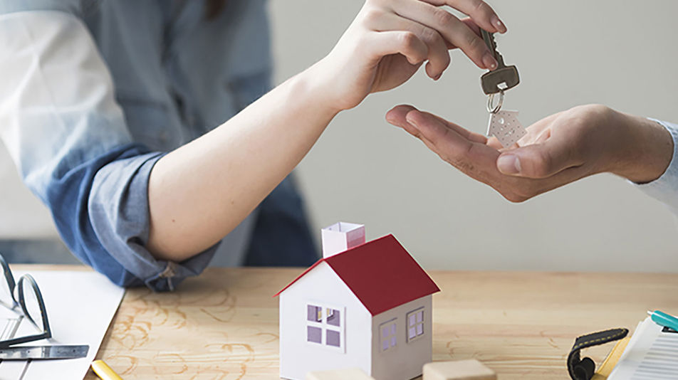 Kolik dnes opravdu stojí hypotéka? Velký průvodce hypotékami pro rok 2025