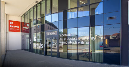 Stěhování BRAVIS? Ano. Měníme vlastní sídlo z Vídeňské 6 na Vídeňskou 4, máme nové logo, a to je teprve začátek