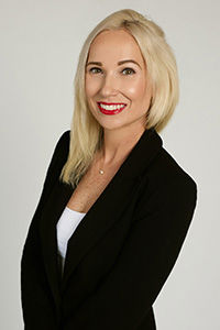 Mgr. et Mgr. Eva Man